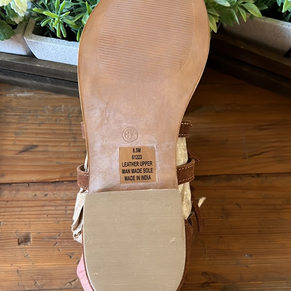NWOT Diba Brown Tango Fringe Suede Sandals. Size 8.5 - Picture 6 of 7